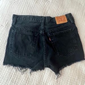 Levi's Premium | 501 High Rise Women's Shorts | W26